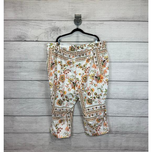 Cato Plus Size Colorful Floral Printed High Rise Cropped Pants Size 28W - Picture 9 of 9